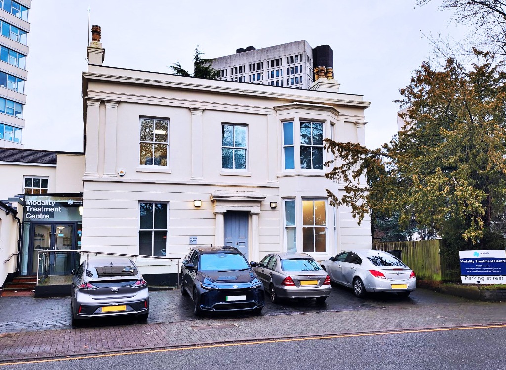 Louise Sheperd Clinic — Exterior